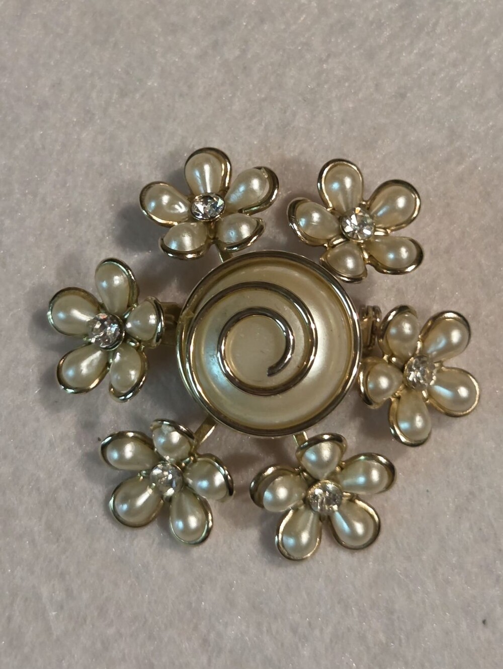 Vintage 50s Coro Faux Pearl and Lucite Floral Brooch - Elegant Women's Jewelry